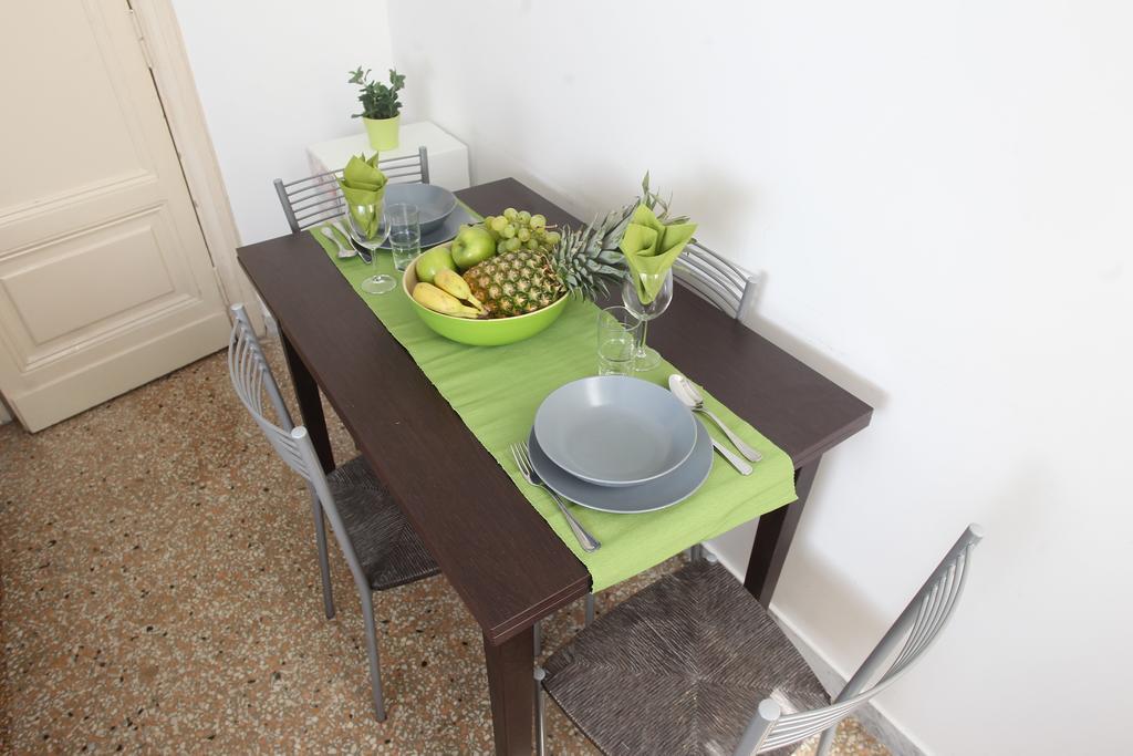 Via Del Corso Apartment โรม ภายนอก รูปภาพ